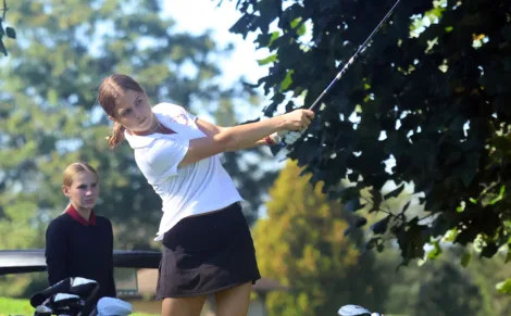 Golfers compete on first day of District 4 individual championships